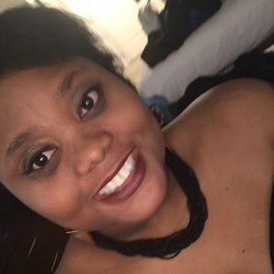 Meet your Posher, Imani